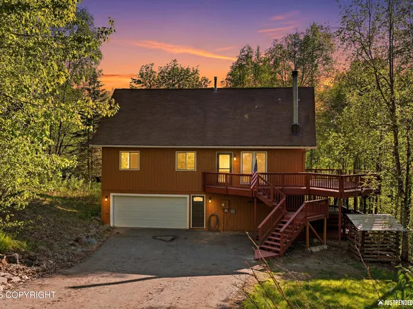 21050 Meadow Lake Dr, Chugiak, AK 99567
