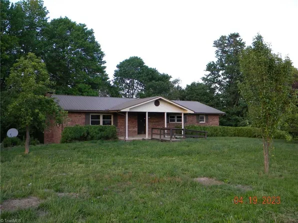 1143 Northview Church Rd, Danbury, NC 27016