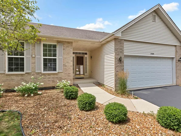 17023 Melville Ct, Lockport, IL 60441