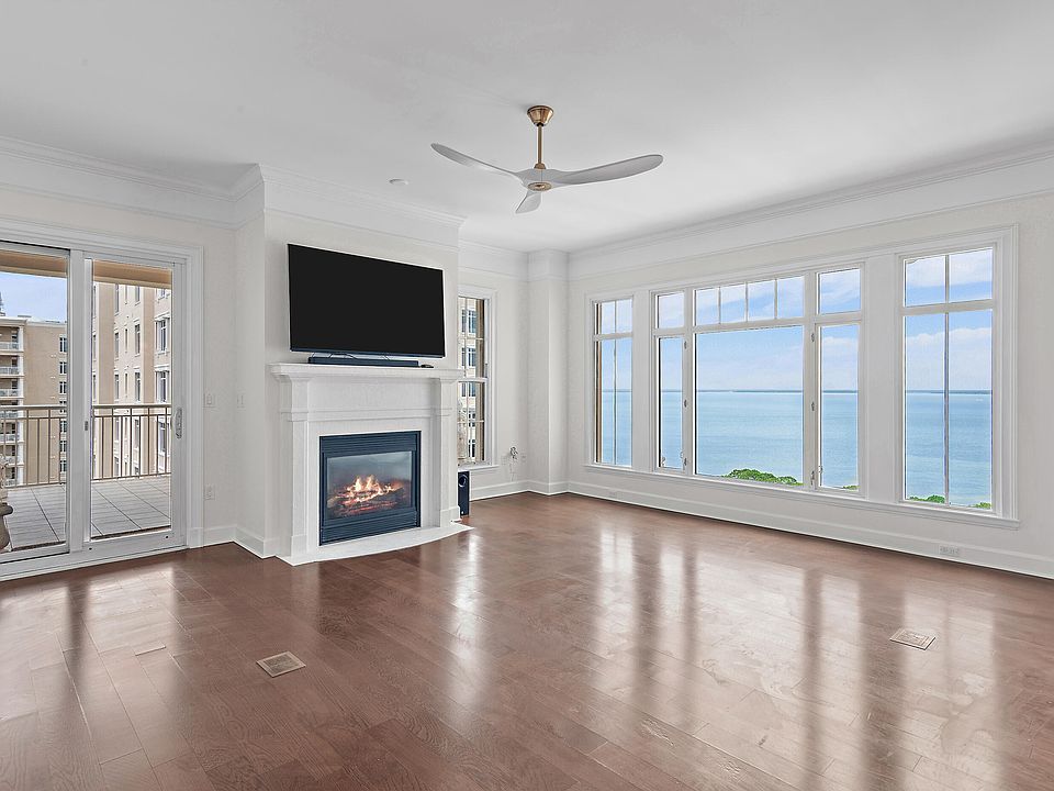 1st image of 400 Kelly Plantation Dr Unit 1502