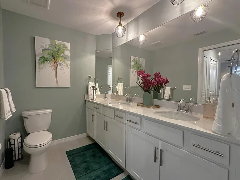 14221 Heritage Landing Blvd #2014 — Photo 19