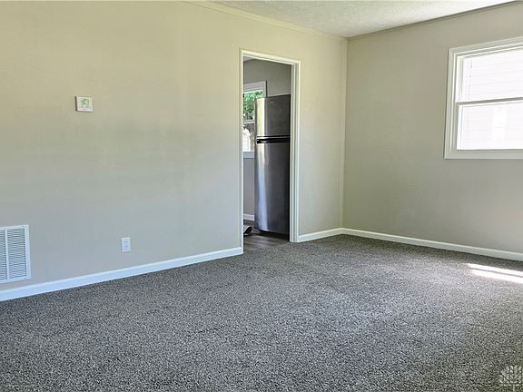 3rd image of 138 William St