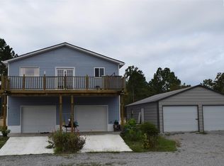 2379 Old Georgetown Rd E, Bethune, SC 29009