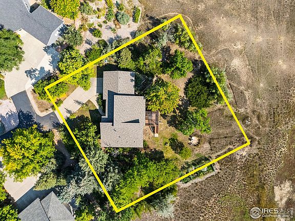 3rd image of 2974 Spring Mountain Dr