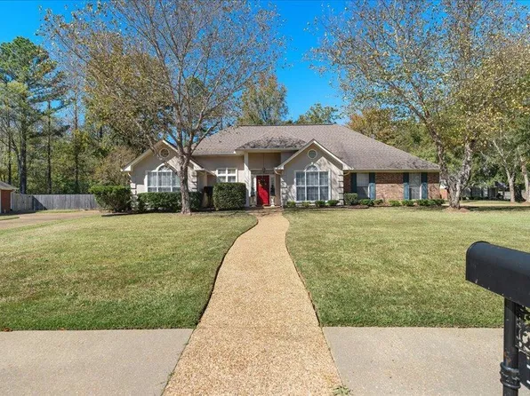 119 Bayberry Ln, Madison, MS 39110