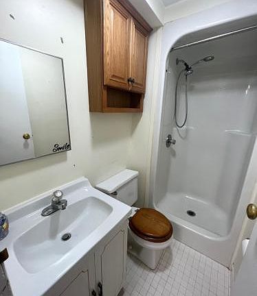 5th image of 16 Etville Ave #1