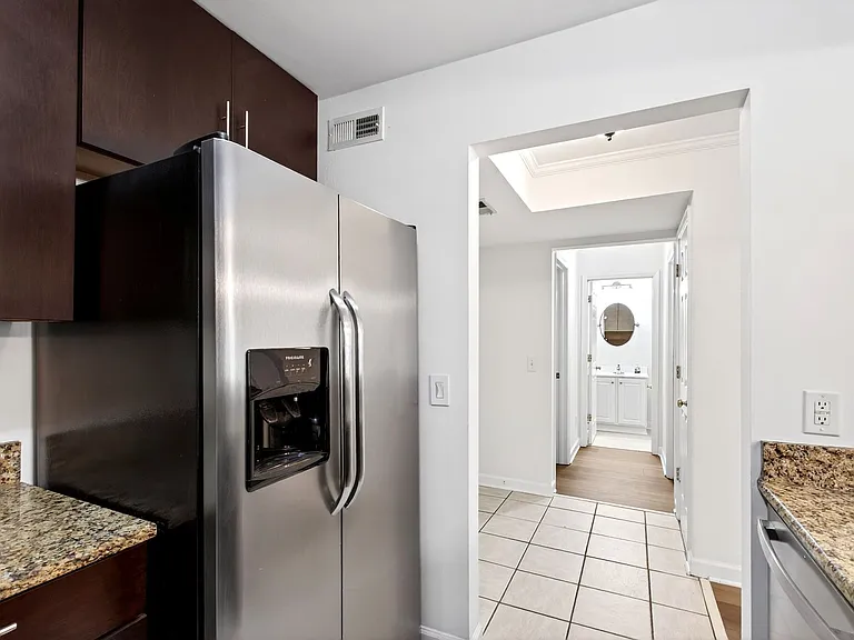 1010 Nicholwood Dr #103 — Photo 20
