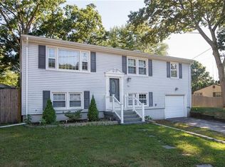 74 Pepin St, West Warwick, RI 02893