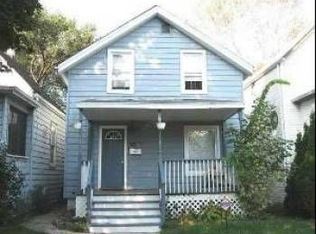 935 Lathrop Ave, Forest Park, IL 60130