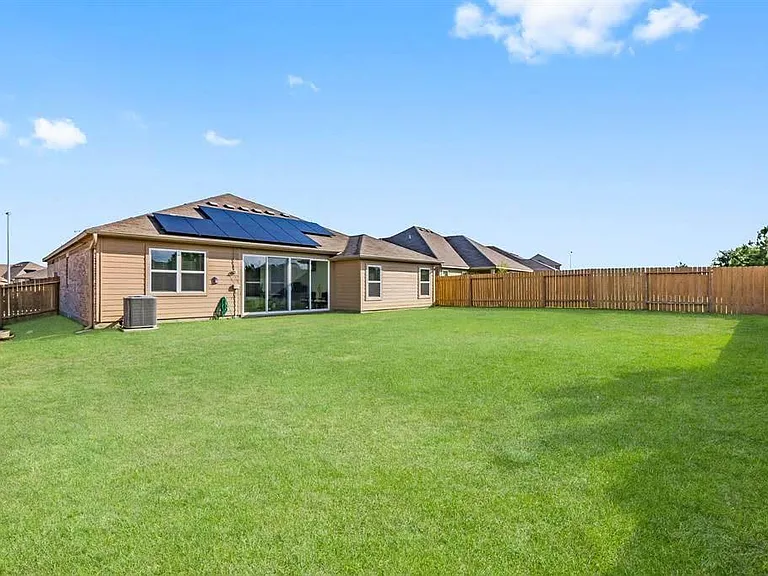 22526 Red Sparrow Dr — Photo 10