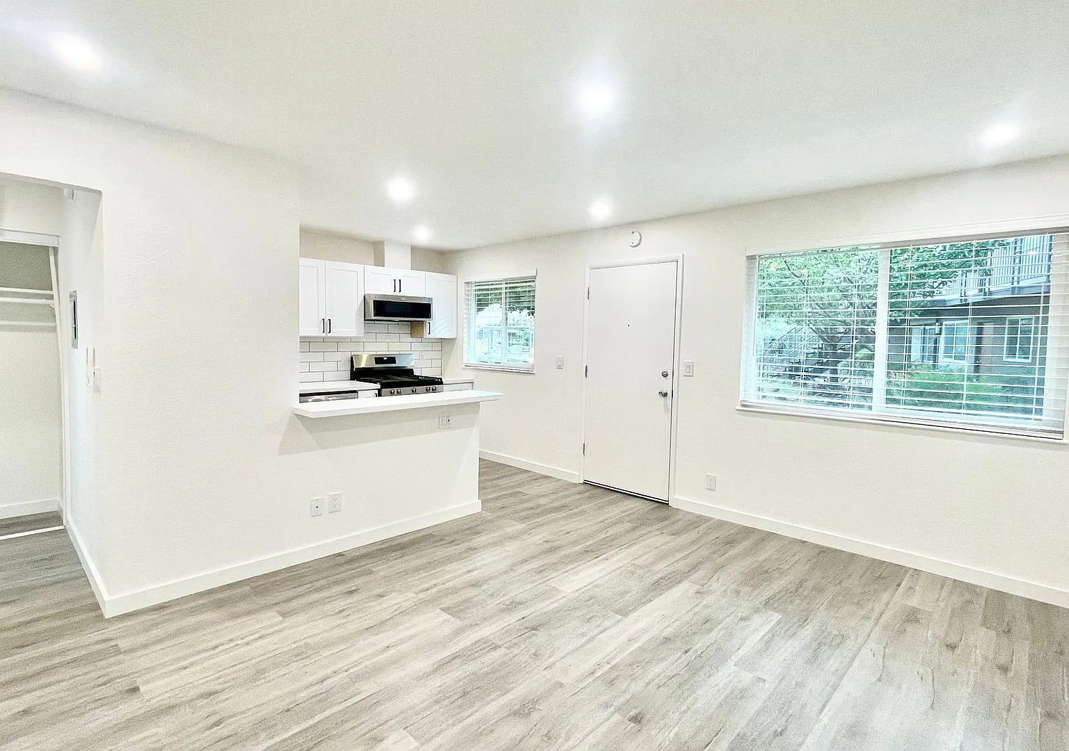 Alterra Apartments — Photo 2