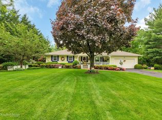 312 Sunrise Ave, Sayville, NY 11782