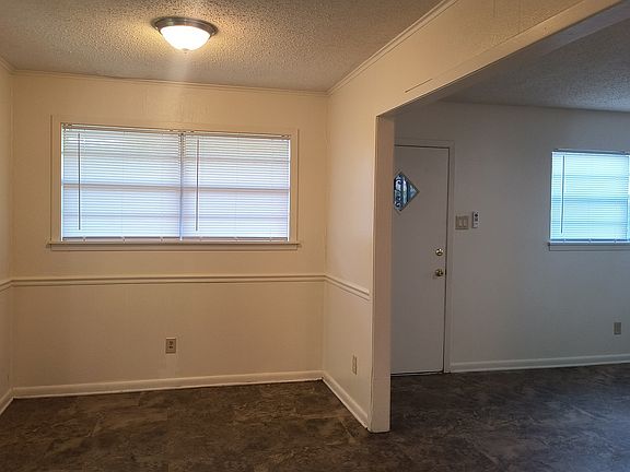 5th image of 6115 Parker St