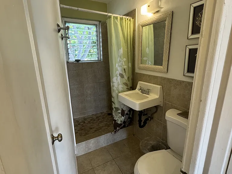 1819 Lipeepee St #305 — Photo 6