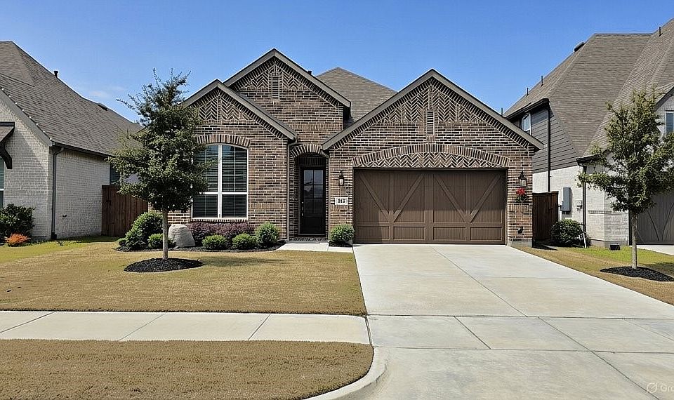 1st image of 1111 Briar Oak Ln