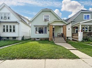 3033 S 7th St, Milwaukee, WI 53215