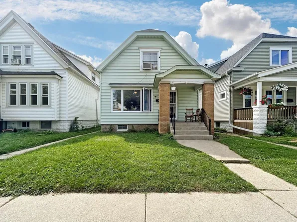 3033 South 7th STREET, Milwaukee, WI 53215