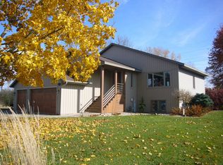 710 Grant Ave, Omro, WI 54963