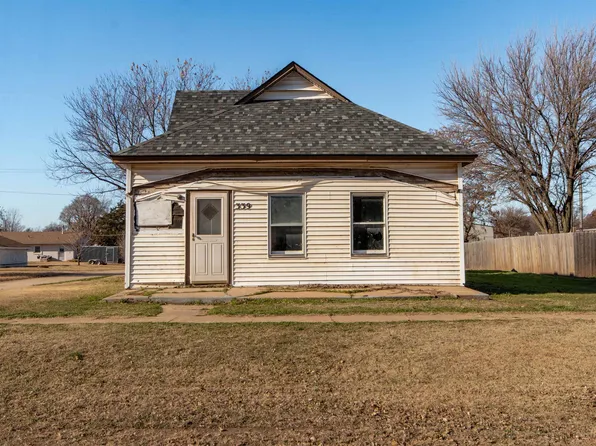 339 S Briarwood St, Norwich, KS 67118