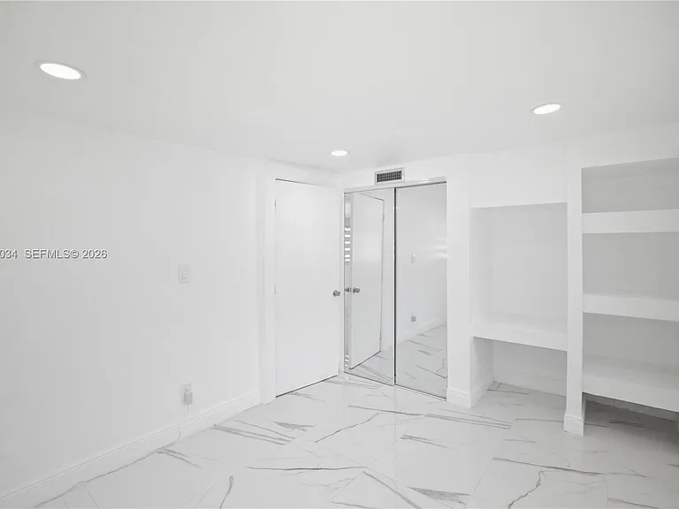 7051 SW 29th St — Photo 14