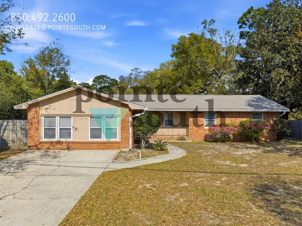 5641 Hibiscus Rd, Pensacola, FL 32504