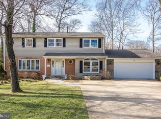 4216 Braeburn Dr, Fairfax, VA 22032