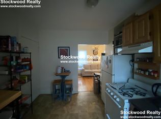 218-3 W 8th St, Boston, MA 02127