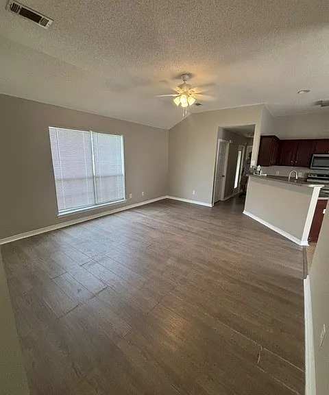 8864 Winter Ct — Photo 2