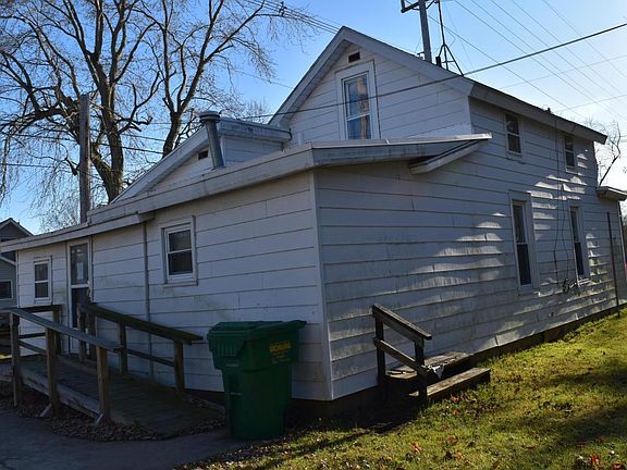 2nd image of 204 W High St