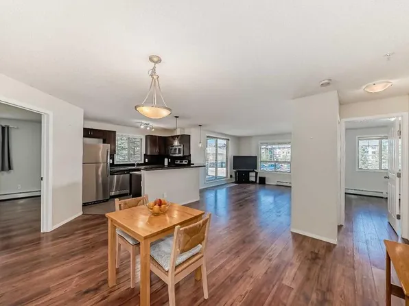 60 Panatella St NW #1125, Calgary, AB T3K 0M3