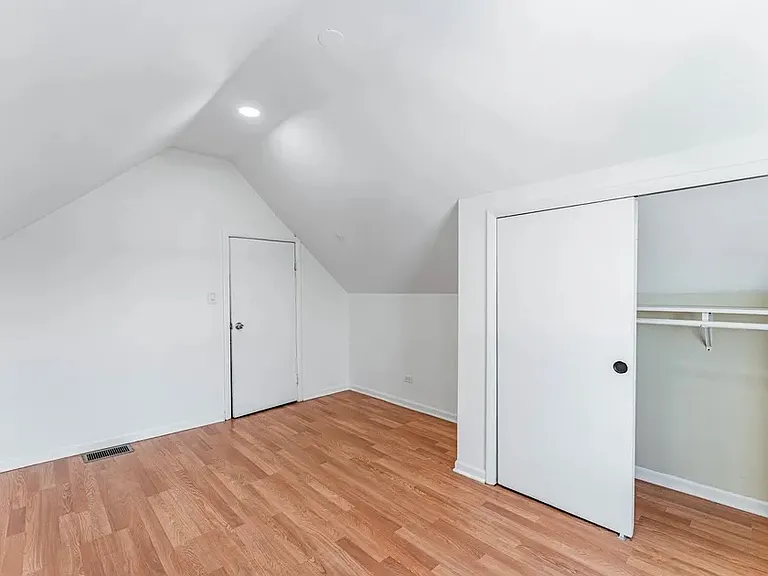 1903 N Kildare Ave #2 — Photo 18