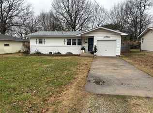 2355 S Clay Ave, Springfield, MO 65807