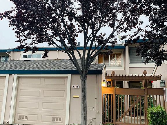 2nd image of 1328 Merrivale West Sq