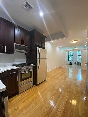 2nd image of 1423 De Kalb Ave #2A