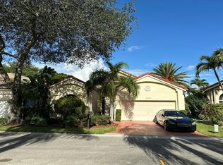 5053 NW 95th Dr, Coral Springs, FL 33076