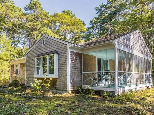 30 Fullers Marsh Road, Cotuit, MA 02635
