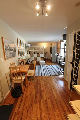 Rented by Robyn Lee, LREB | media 14