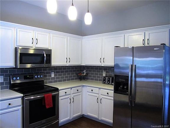 3rd image of 135 Meandering Way Ln #41