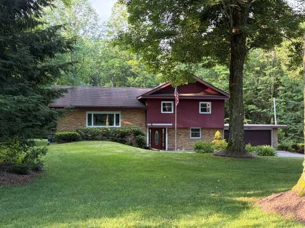 5101 Florek Rd, Edinboro, PA 16412