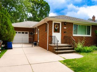 2413 Lincoln Ave, Parma, OH 44134