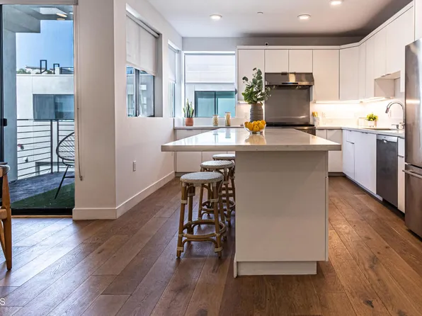 2148 Clifford St, Los Angeles, CA 90026