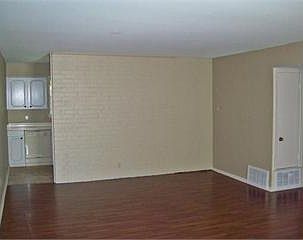 3rd image of 3730 Fairfield Ave Unit 253