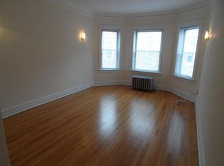 6970 N Sheridan Rd APT 3A, Chicago, IL 60626