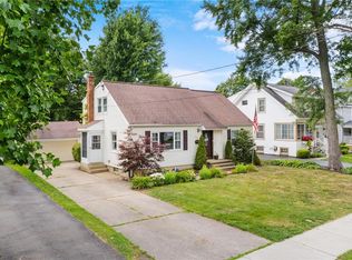 122 Hawkins Ave, Hamburg, NY 14075