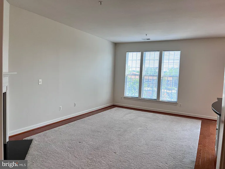5605 Harrington Falls Ln #F — Photo 10