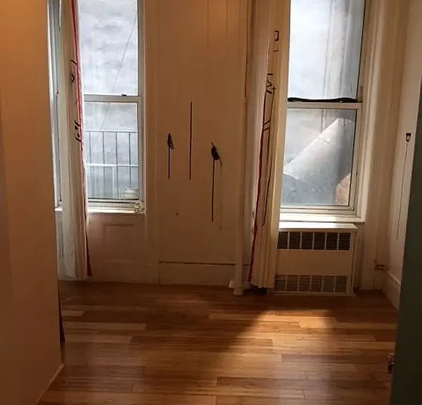 91 Baxter St #3 — Photo 2