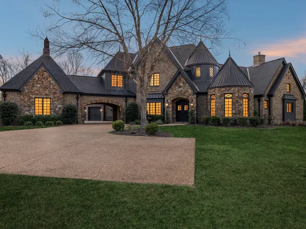 7105 Marsh Hawk Ct, Arrington, TN 37014