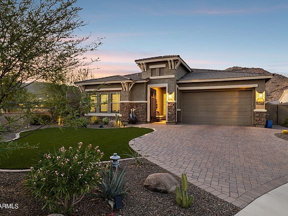 4th image of 21290 W HILLCREST Boulevard