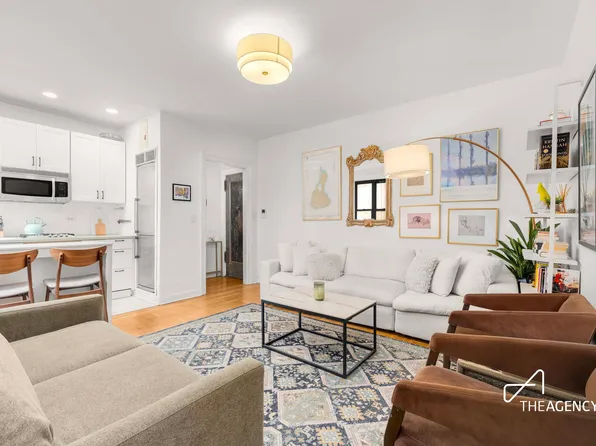 270 West 11th Street image 1 of 9