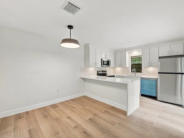2695 Albatross Rd N, Delray Beach, FL 33444